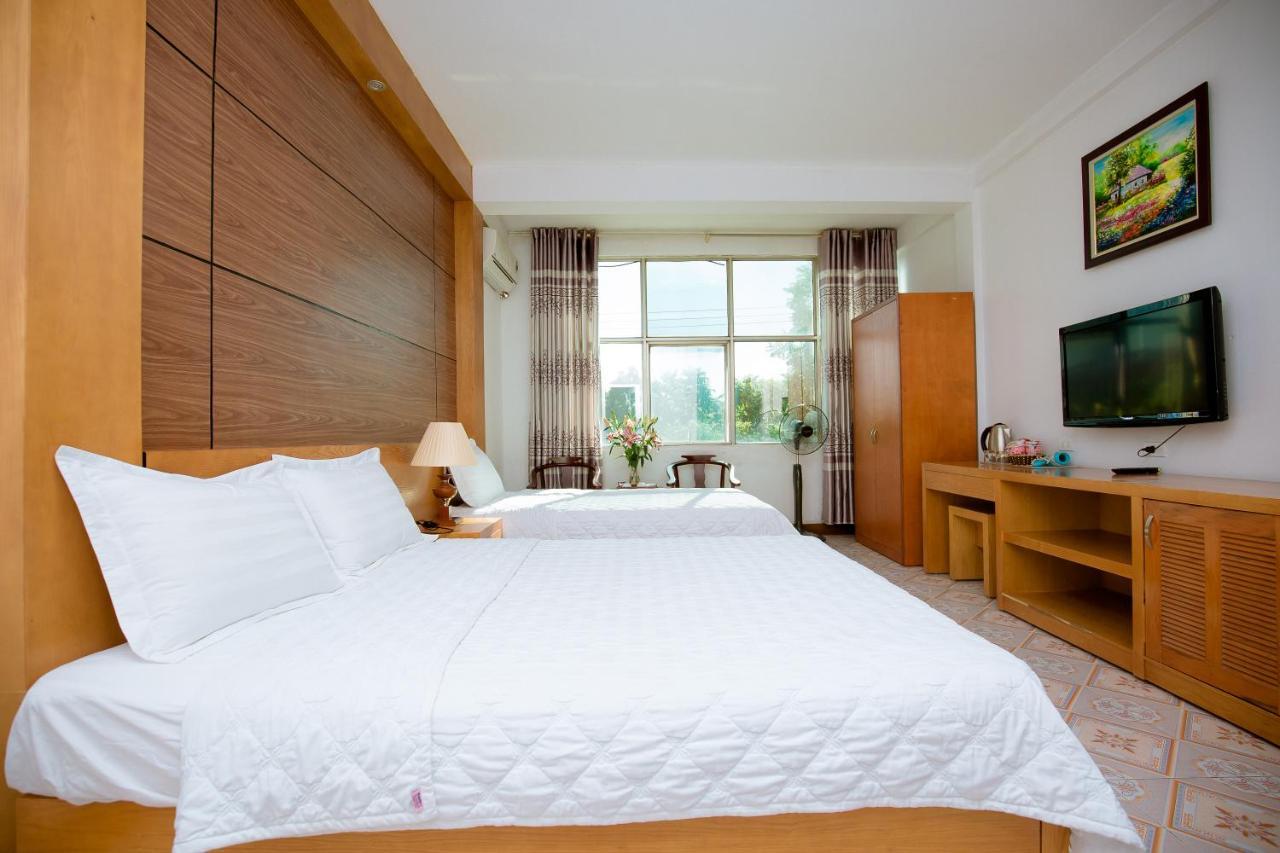 Viet Huong Hotel Ніньбінь Екстер'єр фото