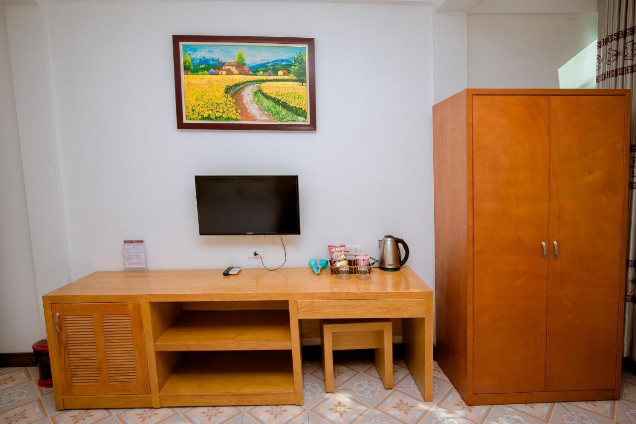 Viet Huong Hotel Ніньбінь Екстер'єр фото