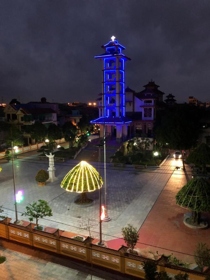 Viet Huong Hotel Ніньбінь Екстер'єр фото